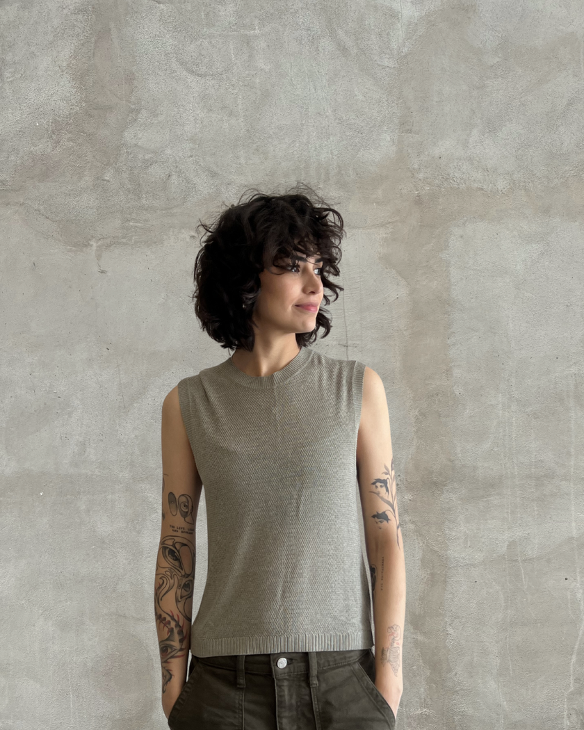 Mesh Sleeveless Tee